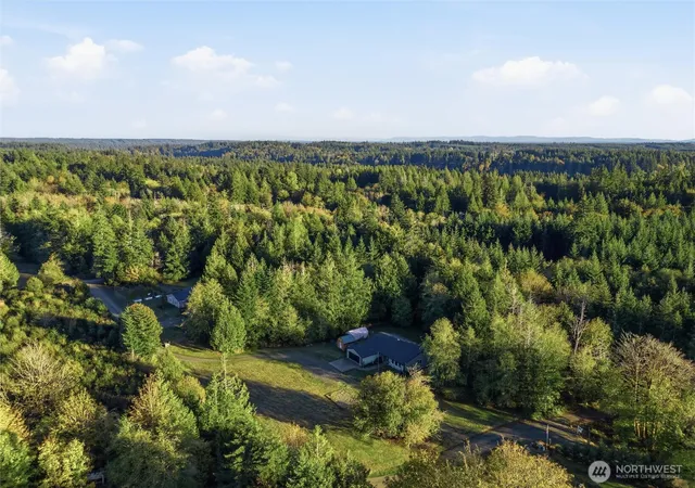 Photo 2 of Single family home for sale at 81 E Wokojance Ln, Shelton, WA 98584 | MLS# NWM2593930 | Listing updated on 2026-10-14