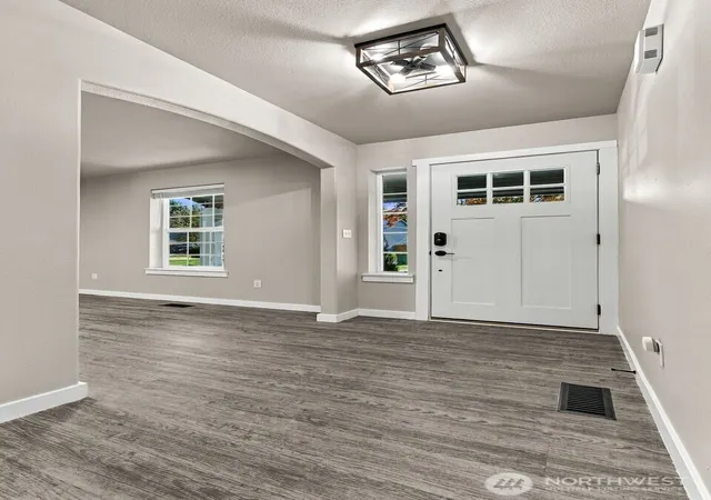 Photo 4 of Single family home for sale at 19825 207th Street Ct E, Orting, WA 98360 | MLS# NWM2593942 | Listing updated on 2026-10-22