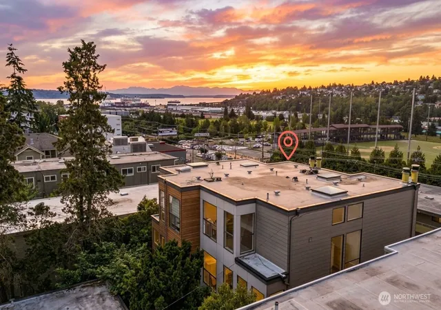 Townhouse for sale at 2831 14th Ave W, Seattle, WA 98119 | MLS# NWM2593947