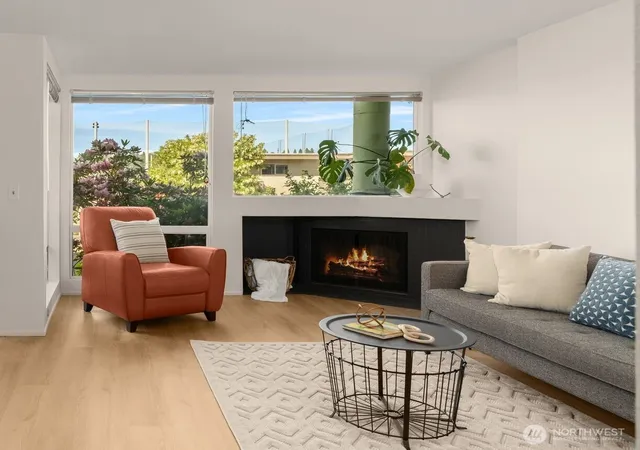 Photo 2 of Townhouse for sale at 2831 14th Ave W, Seattle, WA 98119 | MLS# NWM2593947 | Listing updated on 2026-10-26