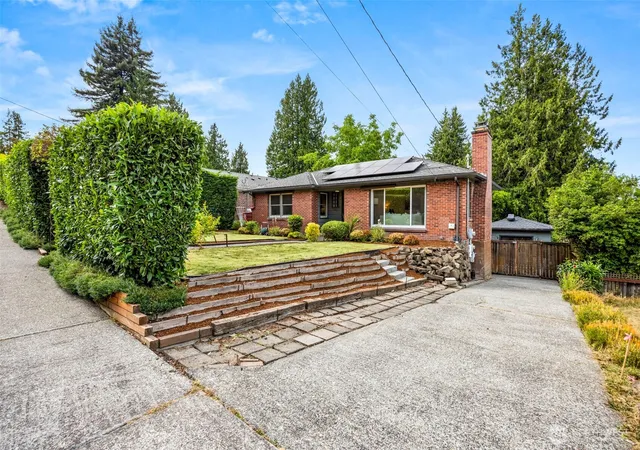 Photo 1 of Single family home for sale at 4908 S Snoqualmie St, Seattle, WA 98118 | MLS# NWM2593970 | Listing updated on 2026-10-22