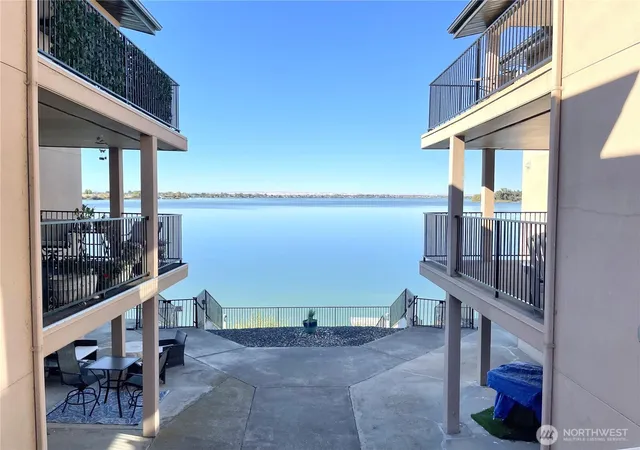 Photo 3 of Condo for sale at 2900 Marina Dr #107, Moses Lake, WA 98837 | MLS# NWM2593972 | Listing updated on 2026-10-14