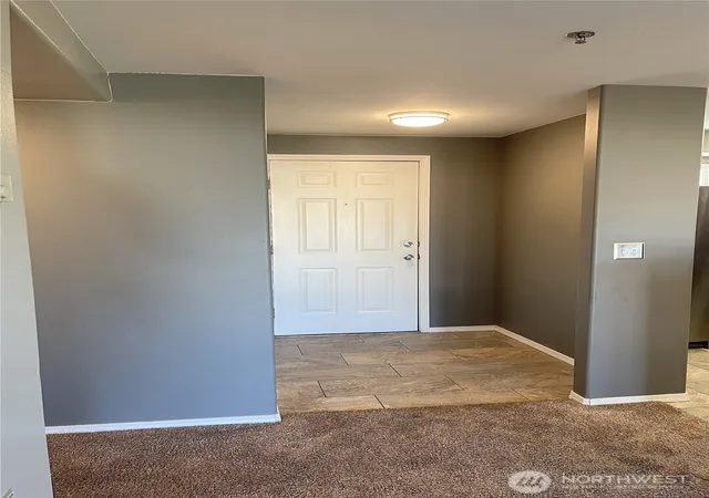 Photo 4 of Condo for sale at 2900 Marina Dr #107, Moses Lake, WA 98837 | MLS# NWM2593972 | Listing updated on 2026-10-14
