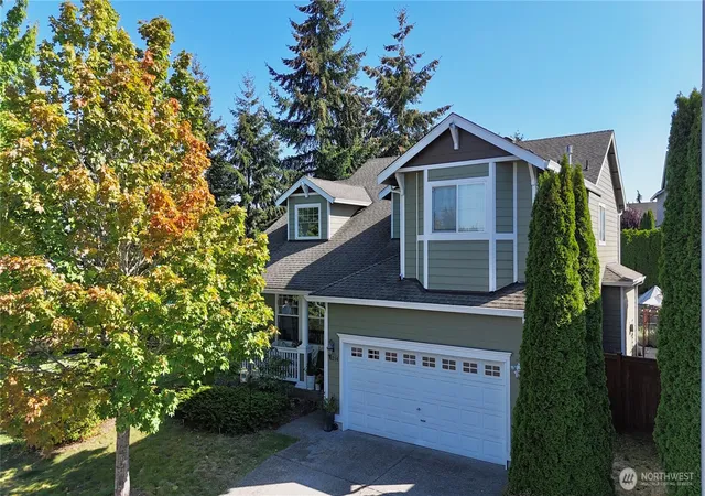 Photo 2 of Single family home for sale at 6214 Perry Ave Se, Auburn, WA 98092 | MLS# NWM2593976 | Listing updated on 2026-10-24