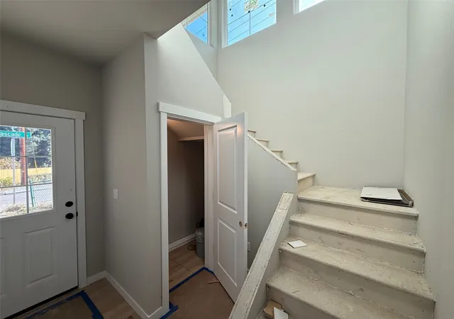 Photo 4 of Townhouse for sale at 7414 Cascade Dr #2A, Everett, WA 98203 | MLS# NWM2593980 | Listing updated on 2026-10-23