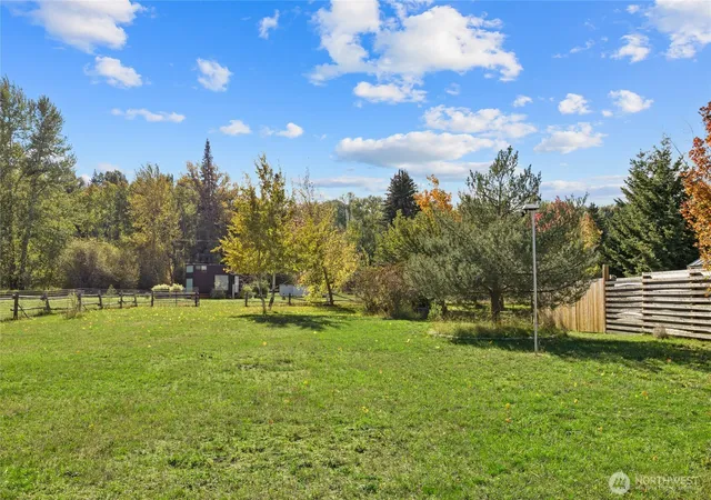 Photo 3 of Single family home for sale at 120 Three Lakes Rd, Cle Elum, WA 98922 | MLS# NWM2593981 | Listing updated on 2026-10-14