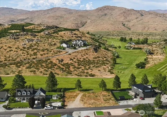 Photo 3 of Land for sale at 55 Long Dr, Pateros, WA 98846 | MLS# NWM2593991 | Listing updated on 2026-10-14