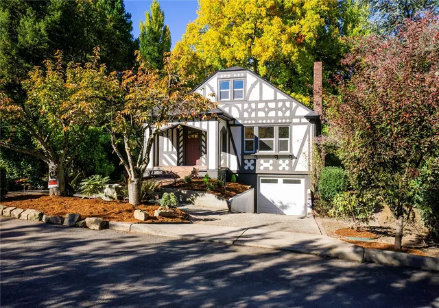 Photo 2 of Single family home for sale at 702 11th Avenue SE, Olympia, WA 98501 | MLS# NWM2593997 | Listing updated on 2026-10-20