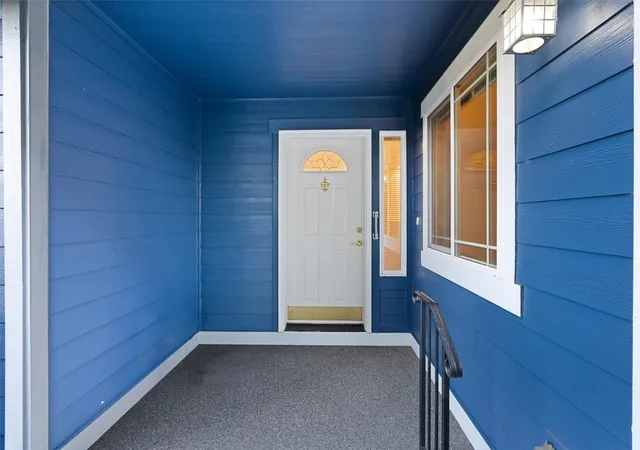 Photo 4 of Single family home for sale at 8038 Kenton Ln SE, Tumwater, WA 98501 | MLS# NWM2593999 | Listing updated on 2026-10-26