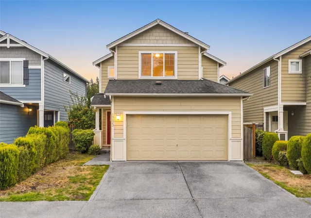 Condo for sale at 19423 Meridian Pl W, Bothell, WA 98012 | MLS# NWM2594001