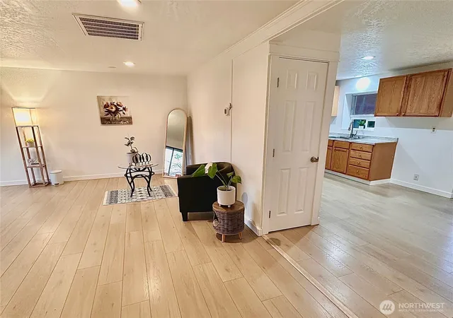 Photo 3 of Multi family home for sale at 1911 S Beech, Kennewick, WA 99337 | MLS# NWM2594013 | Listing updated on 2026-10-14