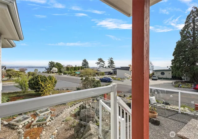 Photo 3 of Single family home for sale at 5726 Nakat Way, Blaine, WA 98230 | MLS# NWM2594017 | Listing updated on 2026-10-16