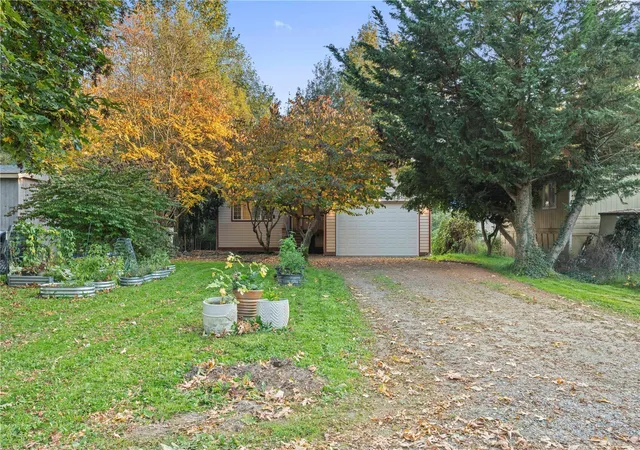 Photo 2 of Single family home for sale at 35814 157th Place Se, Sultan, WA 98294 | MLS# NWM2594032 | Listing updated on 2026-10-21