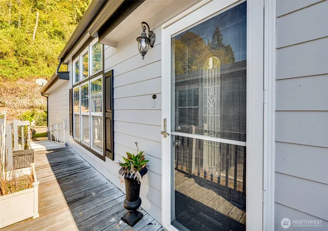 Photo 4 of Manufactured home for sale at 369 Gun Clb Rd #23, Woodland, WA 98674 | MLS# NWM2594046 | Listing updated on 2026-10-28