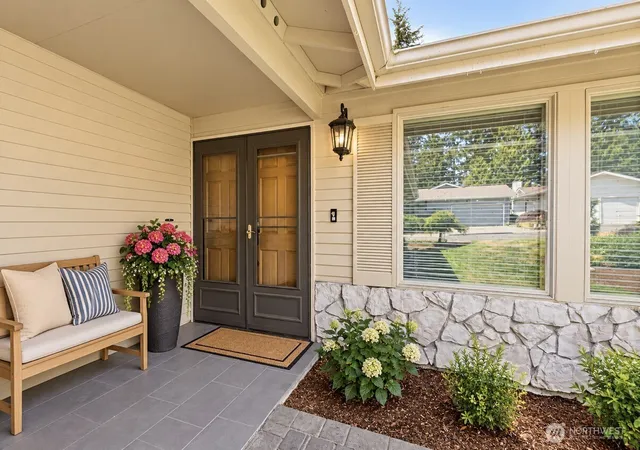 Photo 1 of Single family home for sale at 24833 13th Avenue S, Des Moines, WA 98198 | MLS# NWM2594047 | Listing updated on 2026-10-15