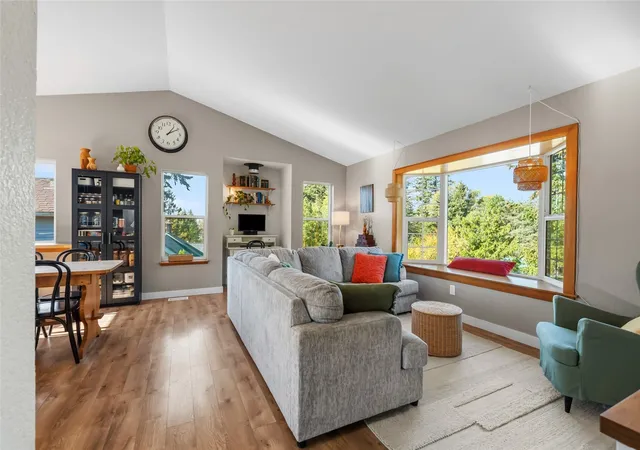 Photo 3 of Single family home for sale at 3418 Lindsay Ave, Bellingham, WA 98229 | MLS# NWM2594055 | Listing updated on 2026-10-23