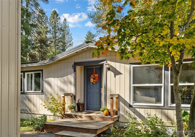 Photo 3 of Single family home for sale at 81 Ermine Loop, Cle Elum, WA 98922 | MLS# NWM2594060 | Listing updated on 2026-10-14