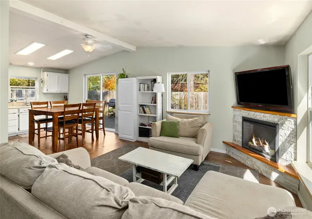 Photo 4 of Single family home for sale at 81 Ermine Loop, Cle Elum, WA 98922 | MLS# NWM2594060 | Listing updated on 2026-10-14