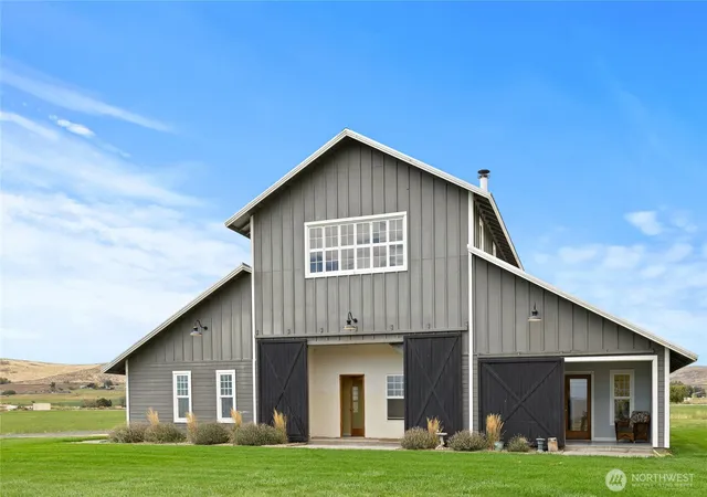 Photo 3 of Single family home for sale at 1510 Hamilton Rd, Ellensburg, WA 98926 | MLS# NWM2594078 | Listing updated on 2026-10-14