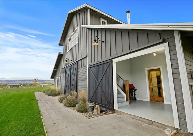 Photo 3 of Single family home for sale at 1510 Hamilton Rd, Ellensburg, WA 98926 | MLS# NWM2594078 | Listing updated on 2026-10-14