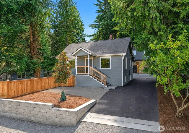 Photo 2 of Single family home for sale at 13349 25th Avenue Ne, Seattle, WA 98125 | MLS# NWM2594089 | Listing updated on 2026-10-16