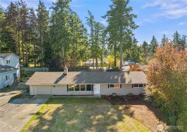 Photo 2 of Single family home for sale at 1731 NE 8th Avenue, Oak Harbor, WA 98277 | MLS# NWM2594091 | Listing updated on 2026-10-15