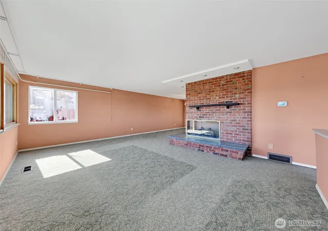 Photo 4 of Sale Pending at 455 Seneca Ave NW, Renton, WA 98057 | MLS# NWM2594119 | Listing updated on 2026-10-26