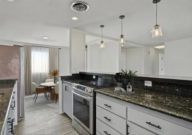 Photo 3 of Single family home for sale at 414 Biggs Rd, Moses Lake, WA 98837 | MLS# NWM2594148 | Listing updated on 2026-10-27