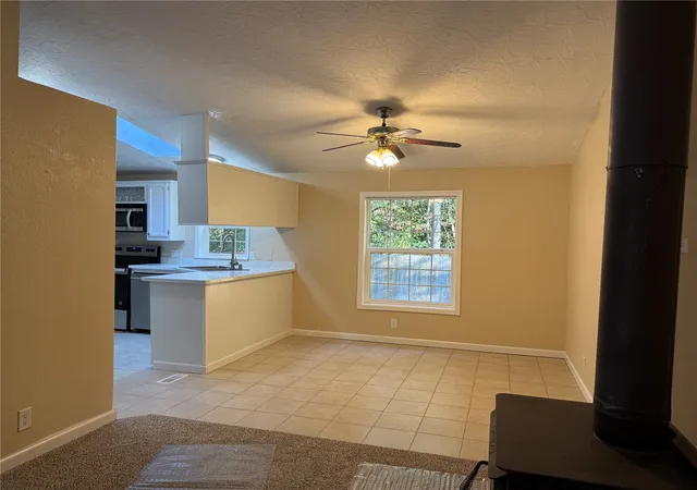 Photo 4 of Manufactured home for sale at 730 NE Snowcap Dr, Tahuya, WA 98588 | MLS# NWM2594204 | Listing updated on 2026-10-18