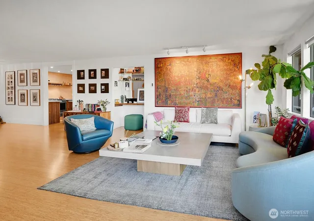 Photo 4 of Condo for sale at 1001 2nd Avenue W #103, Seattle, WA 98119 | MLS# NWM2594208 | Listing updated on 2026-10-15