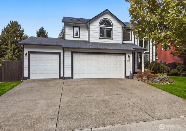 Single family home for sale at 5411 Quincy Ave SE, Auburn, WA 98092 | MLS# NWM2594213