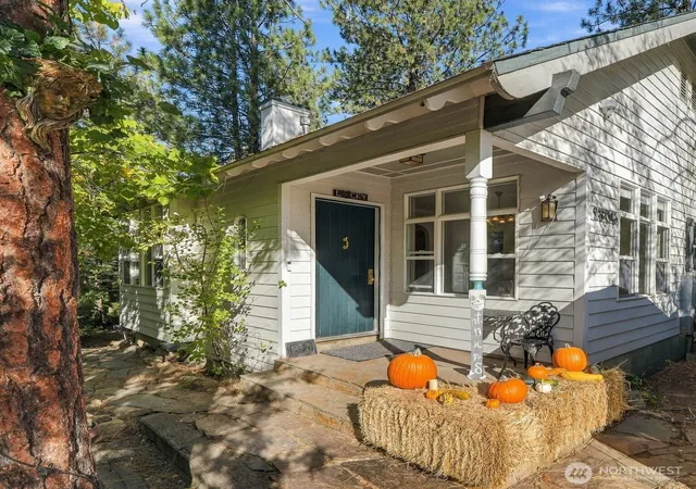 Photo 1 of Single family home for sale at 1306 S Center Dr, Spokane Valley, WA 99212 | MLS# NWM2594230 | Listing updated on 2026-10-19