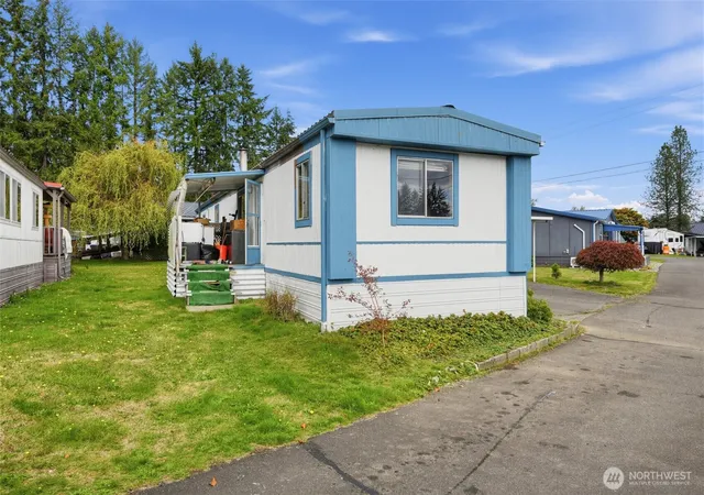 Photo 1 of Manufactured home for sale at 9 Poplar Rd #13, Montesano, WA 98563 | MLS# NWM2594235 | Listing updated on 2026-10-13