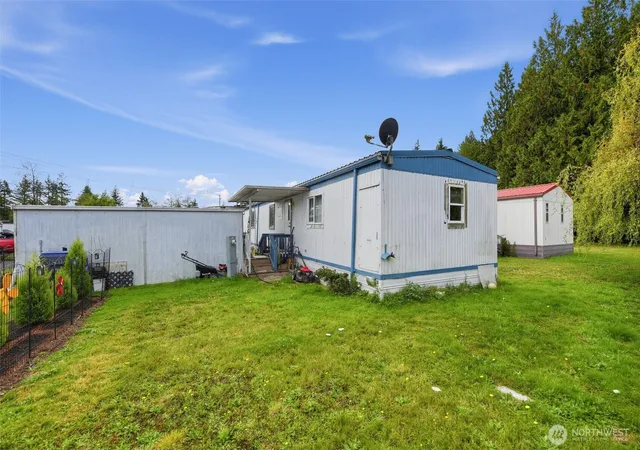 Photo 2 of Manufactured home for sale at 9 Poplar Rd #13, Montesano, WA 98563 | MLS# NWM2594235 | Listing updated on 2026-10-13