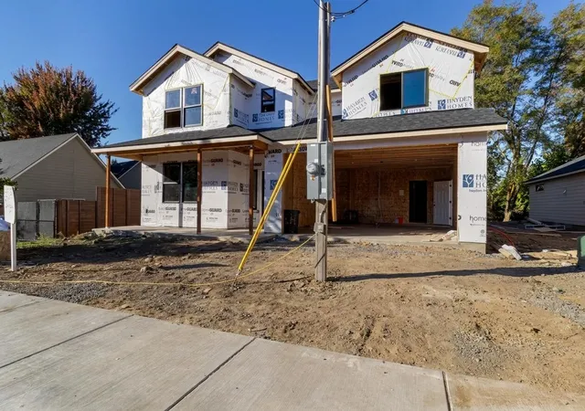 Photo 2 of Single family home for sale at 2316 Garrison St, Walla Walla, WA 99362 | MLS# NWM2594253 | Listing updated on 2026-10-23