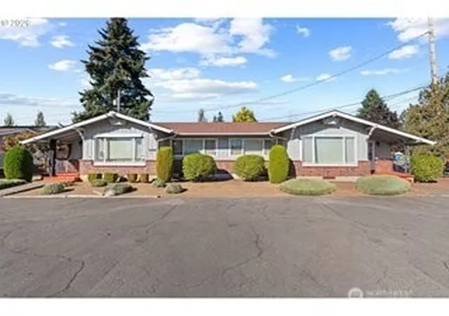 Photo 2 of Multi family home for sale at 3400 Kauffman Ave, Vancouver, WA 98660 | MLS# NWM2594262 | Listing updated on 2026-10-14