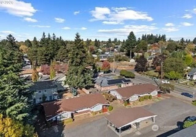 Photo 3 of Multi family home for sale at 3400 Kauffman Ave, Vancouver, WA 98660 | MLS# NWM2594262 | Listing updated on 2026-10-14
