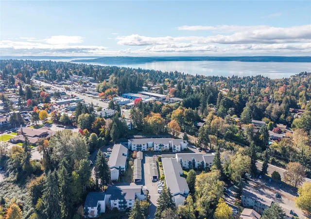 Photo 4 of Condo for sale at 17431 Ambaum Blvd S #D9, Seattle, WA 98148 | MLS# NWM2594324 | Listing updated on 2026-10-16