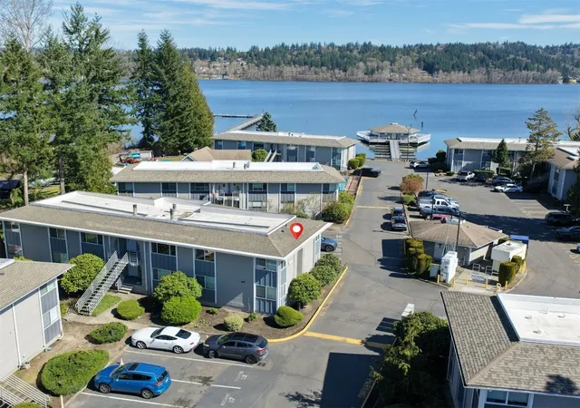 Photo 2 of Condo for sale at 17404 Ne 45th Street #170, Redmond, WA 98052 | MLS# NWM2594336 | Listing updated on 2026-10-16