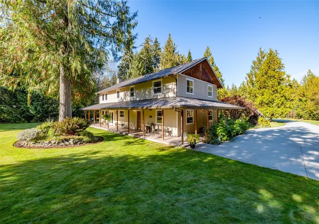 Single family home for sale at 29638 S Skagit Hwy, Sedro Woolley, WA 98284 | MLS# NWM2594354