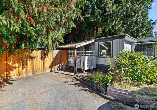 Manufactured home for sale at 10515 Woodinville Dr #96, Bothell, WA 98011 | MLS# NWM2594357
