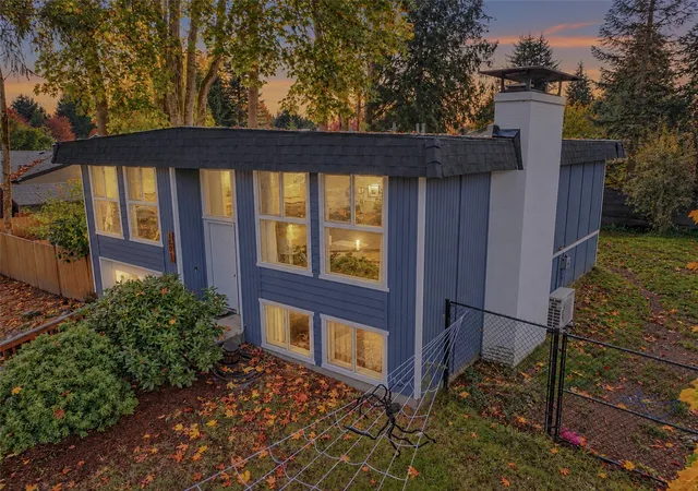 Photo 4 of Single family home for sale at 1609 Homann Dr SE, Lacey, WA 98503 | MLS# NWM2594371 | Listing updated on 2026-10-29