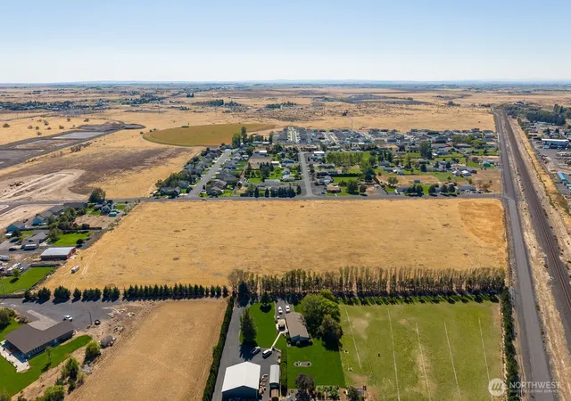 Photo 3 of Land for sale at 0 Railroad Ave NW, Ephrata, WA 98823 | MLS# NWM2594380 | Listing updated on 2026-10-20