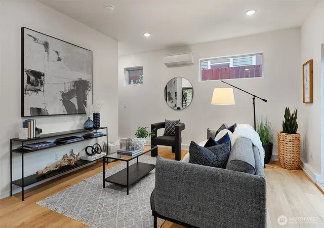 Photo 4 of Single family home for sale at 2639 41st Avenue SW #B, Seattle, WA 98116 | MLS# NWM2594381 | Listing updated on 2026-10-17