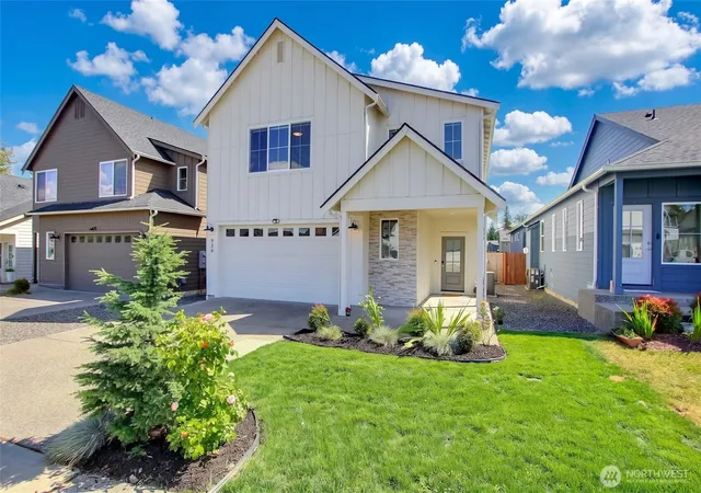 Single family home for sale at 936 Yew Ave, Sultan, WA 98294 | MLS# NWM2594389