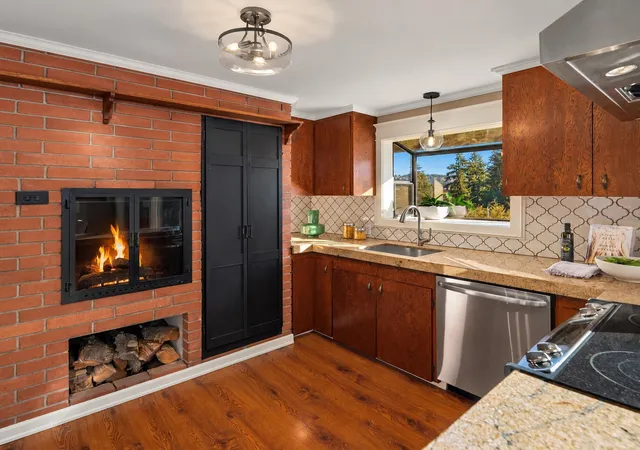 Photo 4 of Single family home for sale at 12603 SE 26th Place, Bellevue, WA 98005 | MLS# NWM2594400 | Listing updated on 2026-10-28