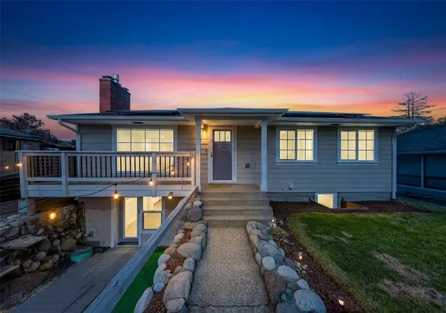 Photo 1 of Single family home for sale at 1914 10th Street, Anacortes, WA 98221 | MLS# NWM2594418 | Listing updated on 2026-10-22