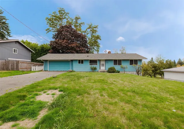 Single family home for sale at 2500 Hoover Ave SE, Port Orchard, WA 98366 | MLS# NWM2594453