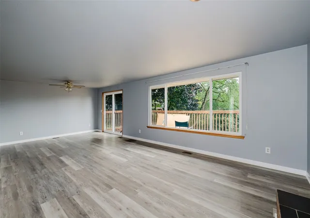 Photo 4 of Single family home for sale at 2500 Hoover Ave SE, Port Orchard, WA 98366 | MLS# NWM2594453 | Listing updated on 2026-10-20