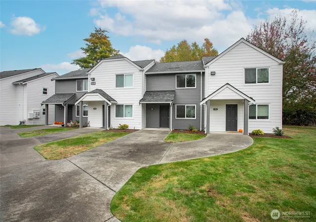 Condo for sale at 4230 Wintergreen Cir #191, Bellingham, WA 98226 | MLS# NWM2594454